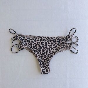 Acacia swimwear Leopard Print Bikini Bottom - size small